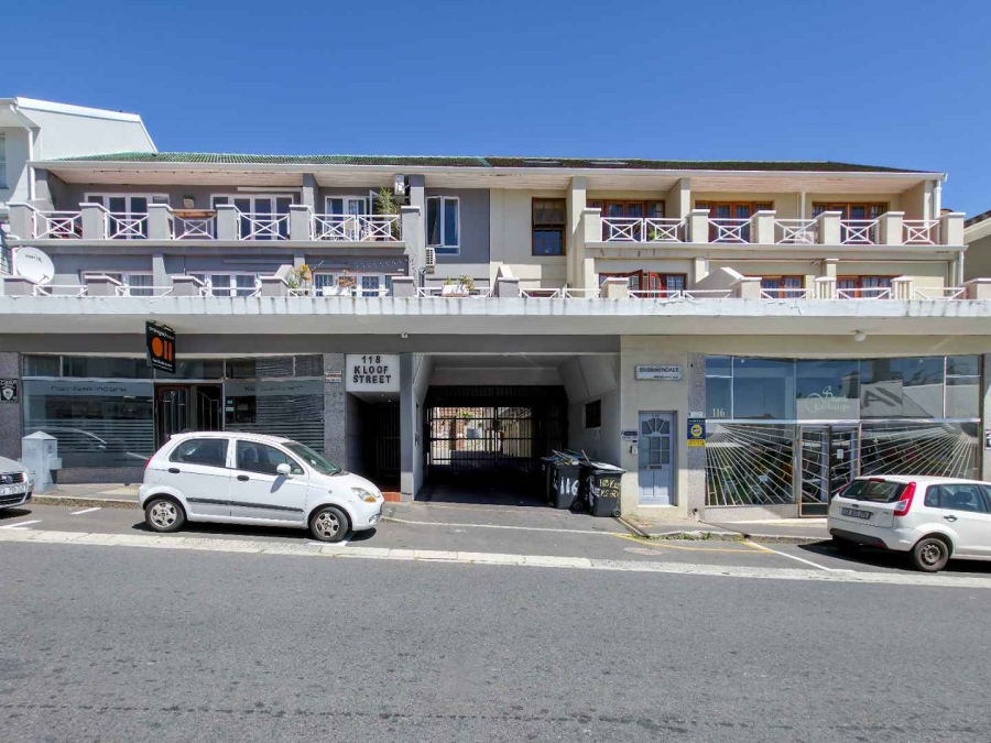 2 Bedroom Property for Sale in Gardens Western Cape